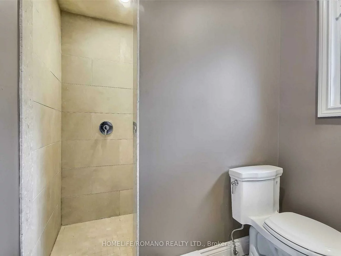 686, Irwin, Huron Heights-Leslie Valley, Newmarket