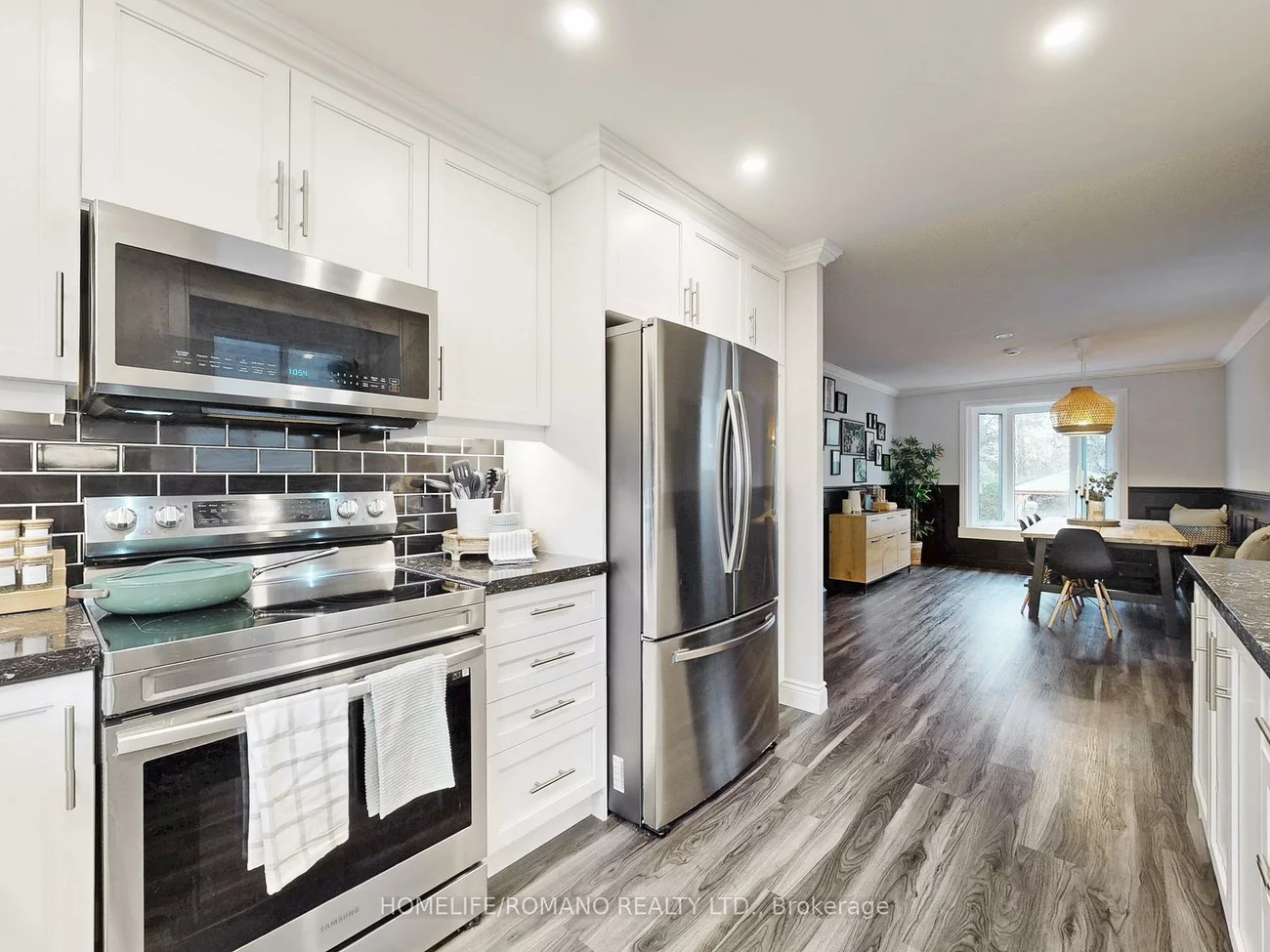 686, Irwin, Huron Heights-Leslie Valley, Newmarket