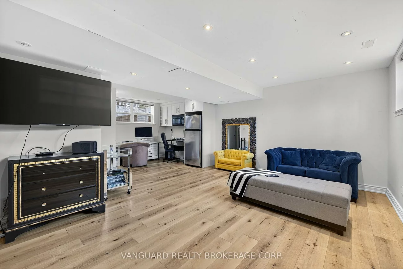 142, Beechwood, Central Newmarket, Newmarket