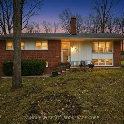 142, Beechwood, Central Newmarket, Newmarket