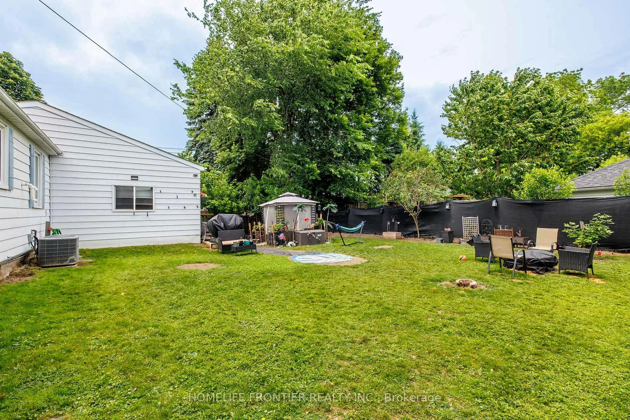 593, Watson, Huron Heights-Leslie Valley, Newmarket