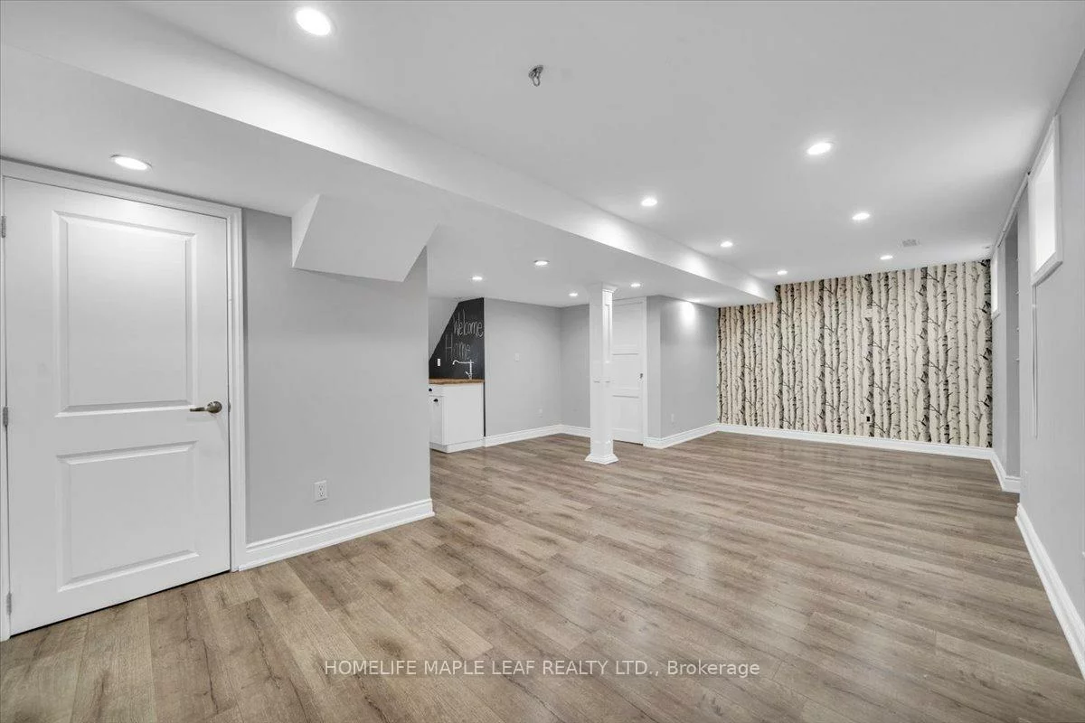 41, Ross Patrick, Woodland Hill, Newmarket