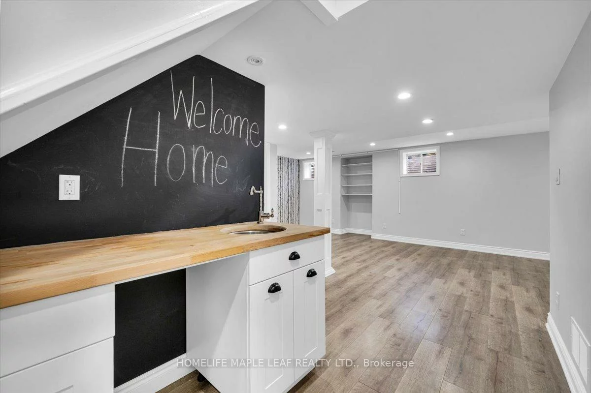 41, Ross Patrick, Woodland Hill, Newmarket