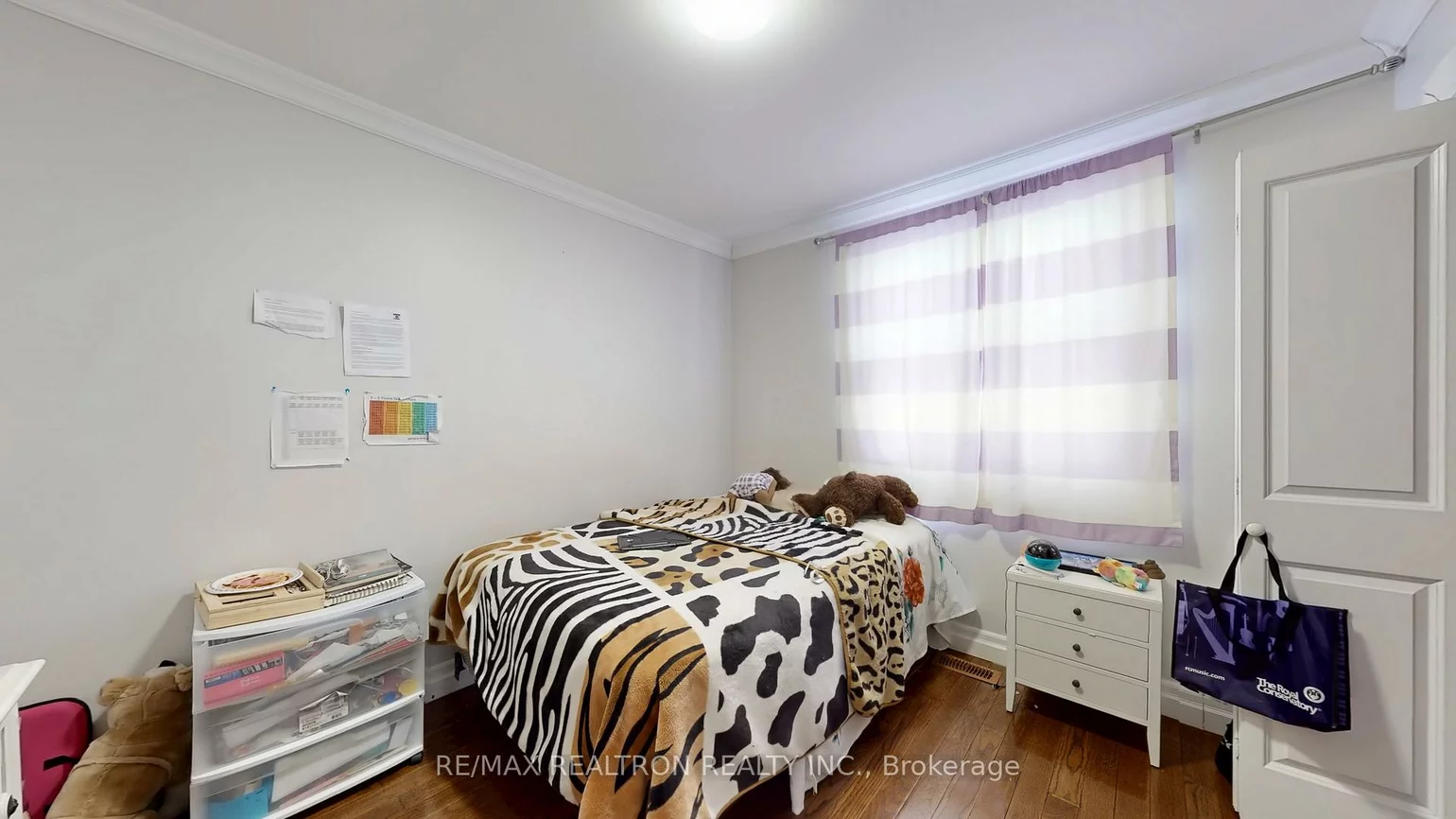 222, Currey, Central Newmarket, Newmarket