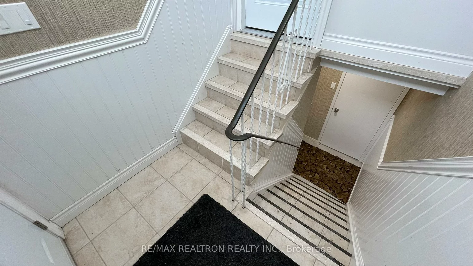 222, Currey, Central Newmarket, Newmarket