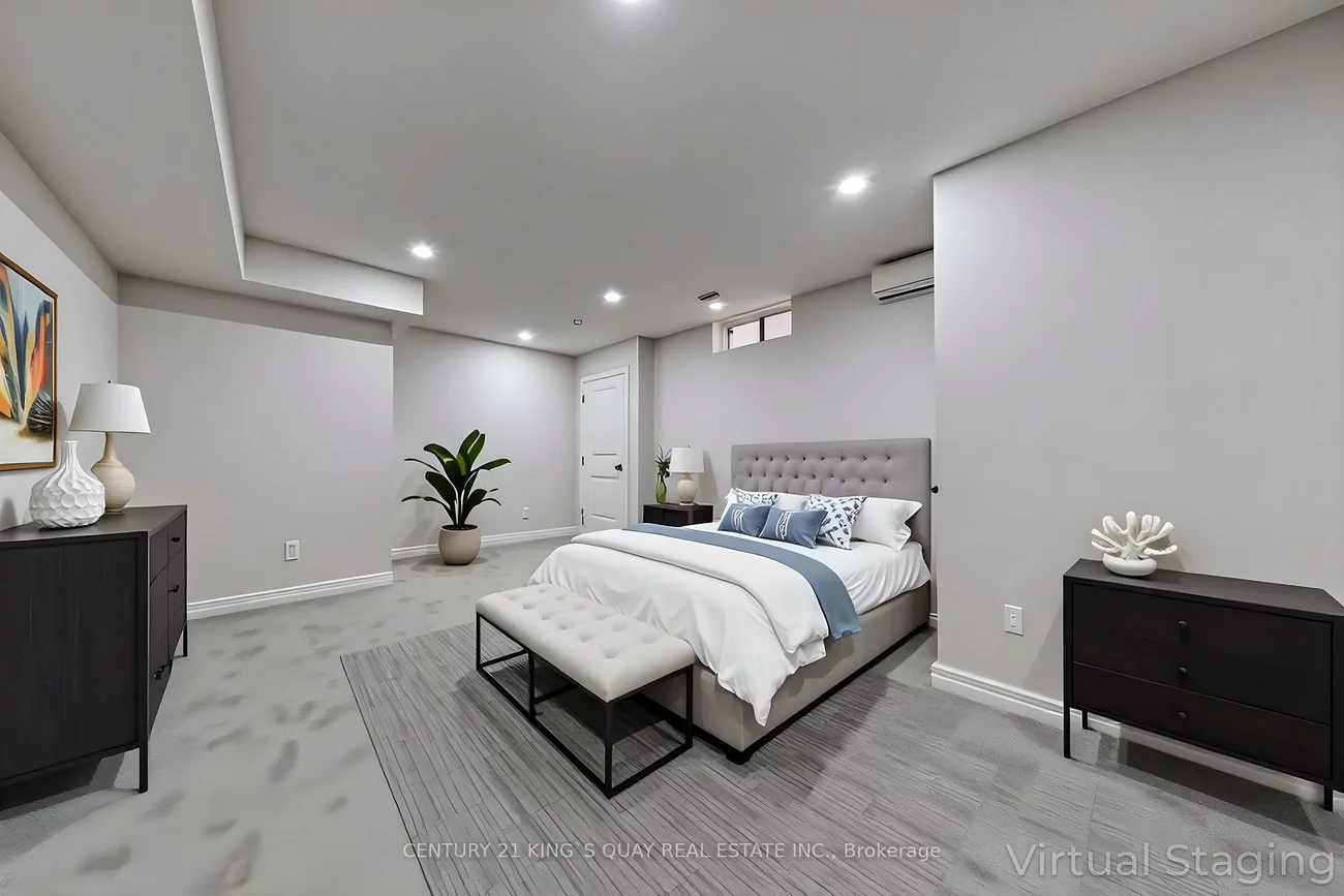 220, Karl Rose, Woodland Hill, Newmarket