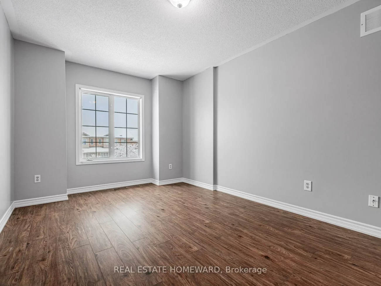 304, Flagstone, Woodland Hill, Newmarket