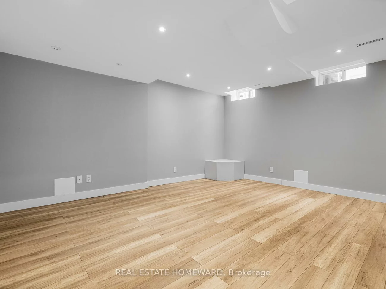 304, Flagstone, Woodland Hill, Newmarket