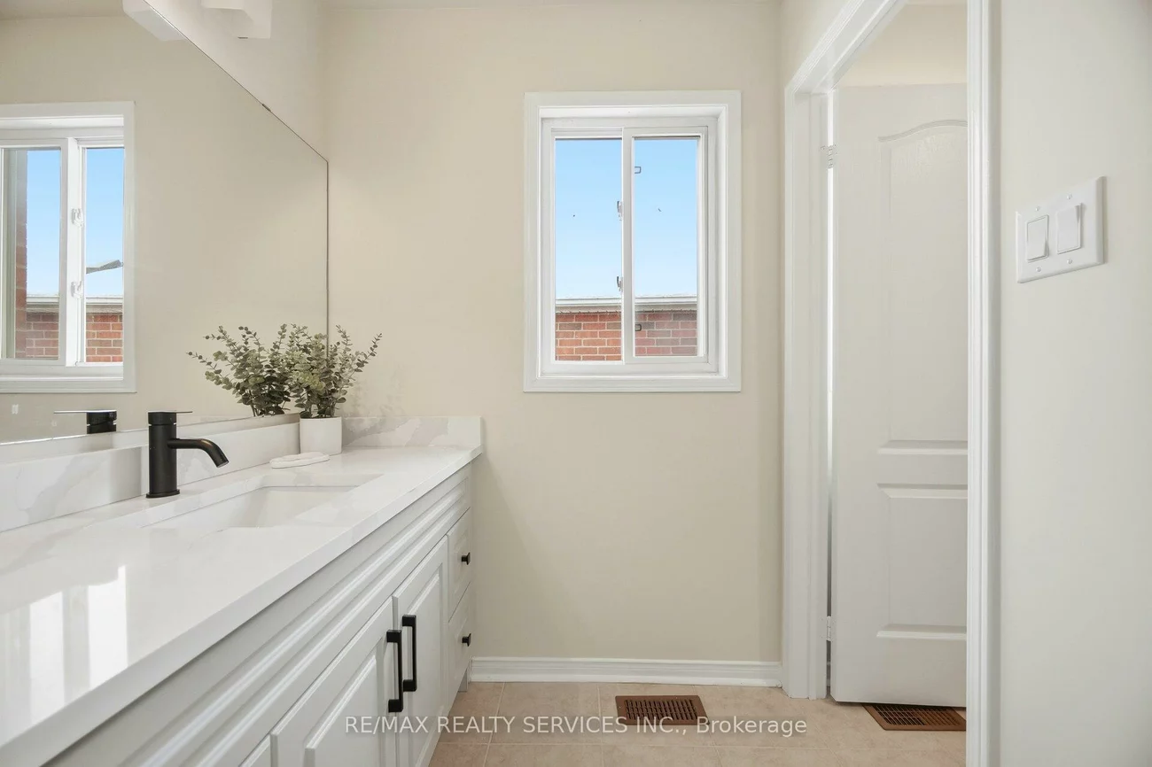 917, Joe Persechini, Summerhill Estates, Newmarket