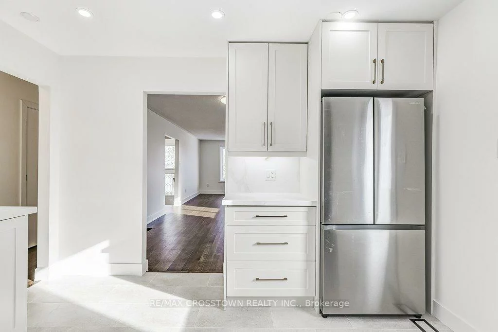 436, Dixon, Central Newmarket, Newmarket