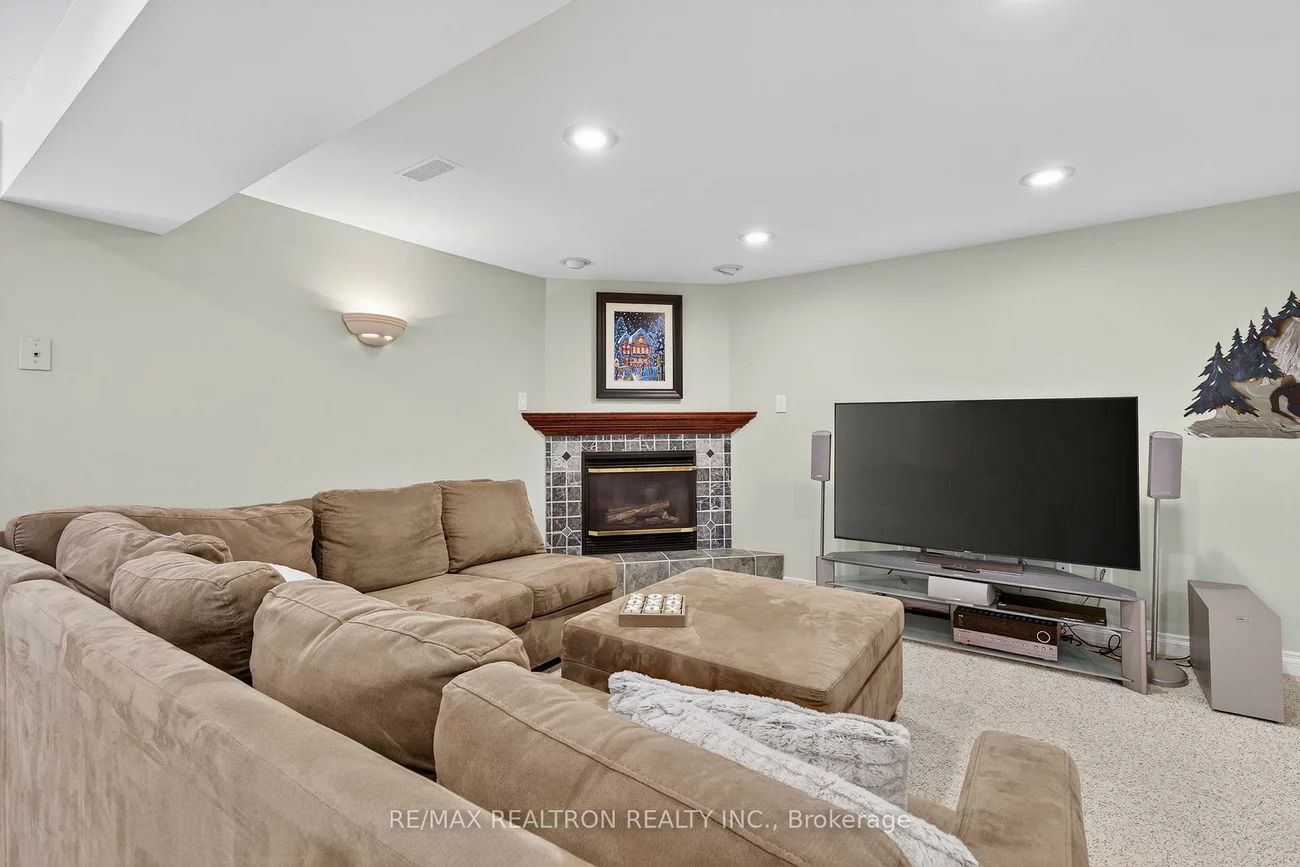 351, Kirby, Glenway Estates, Newmarket