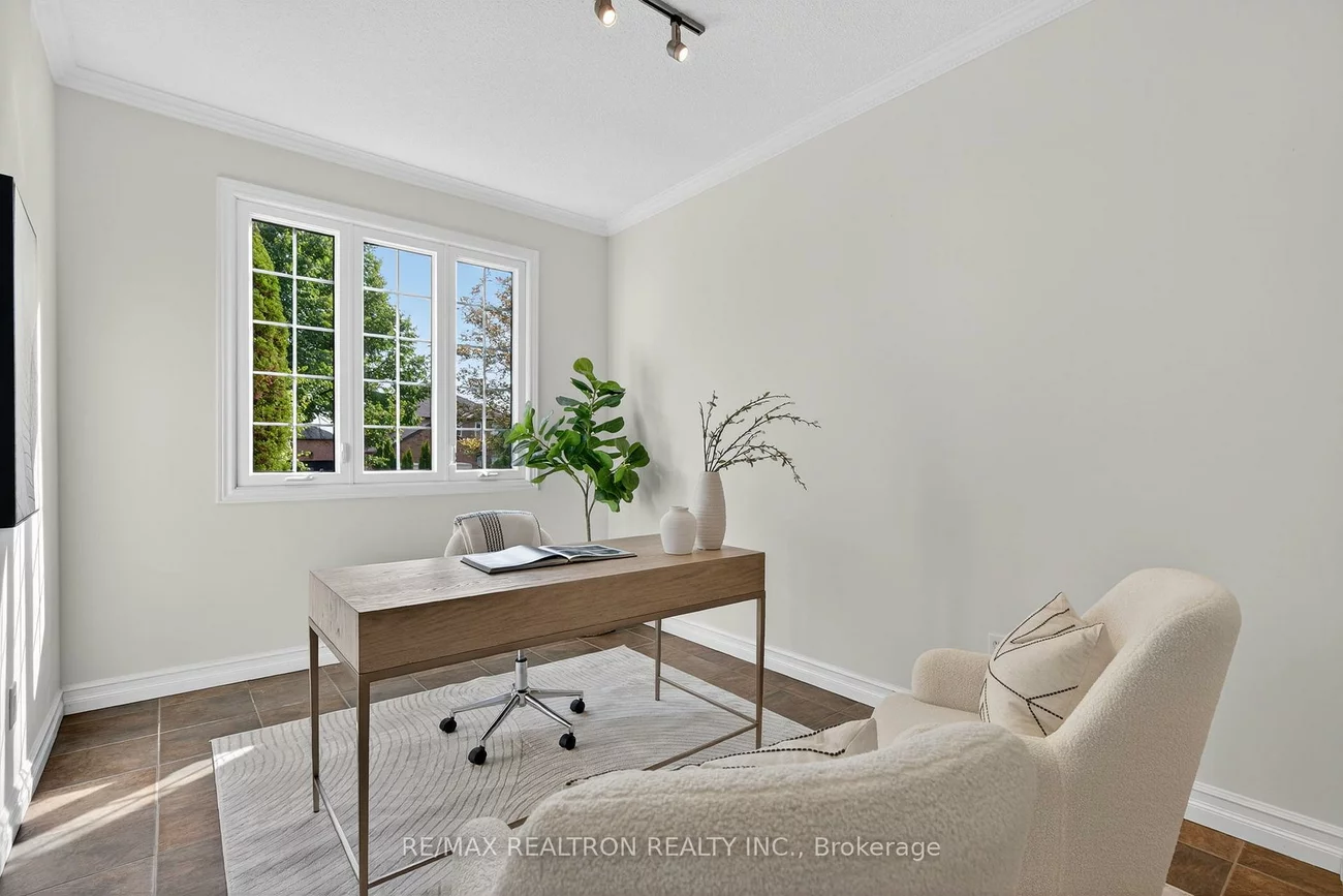 351, Kirby, Glenway Estates, Newmarket