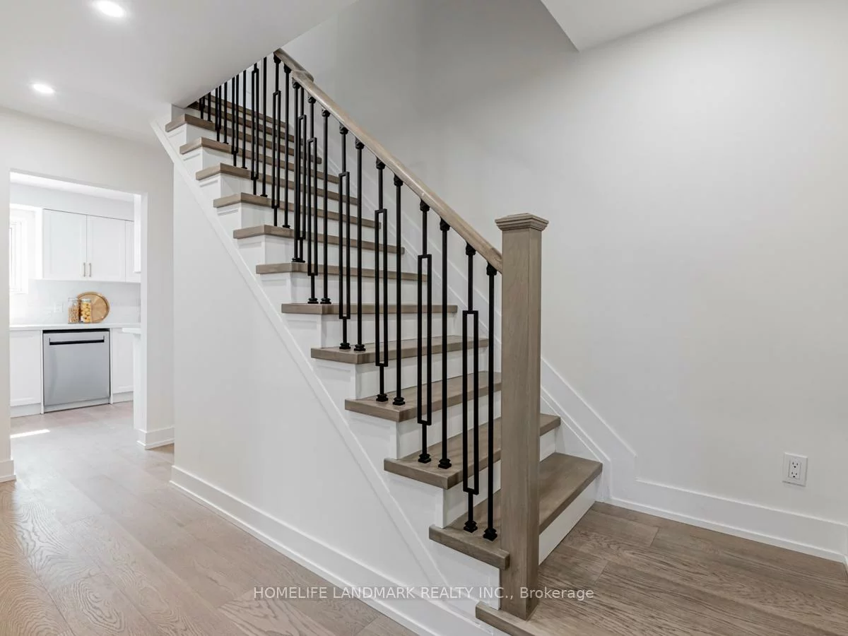 9, Eastman, Huron Heights-Leslie Valley, Newmarket