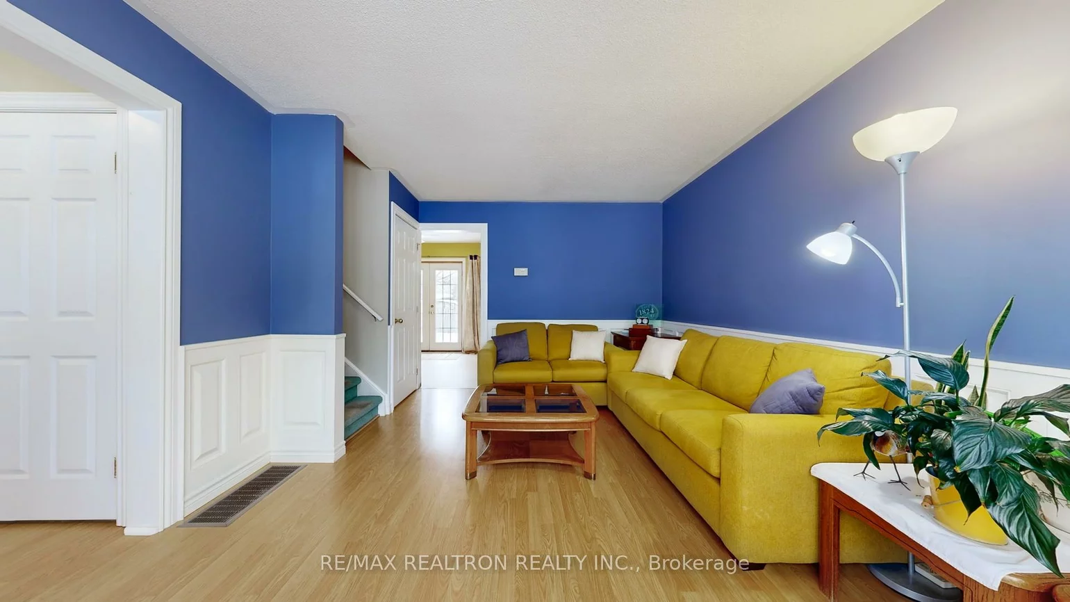 747, Elgin, Huron Heights-Leslie Valley, Newmarket