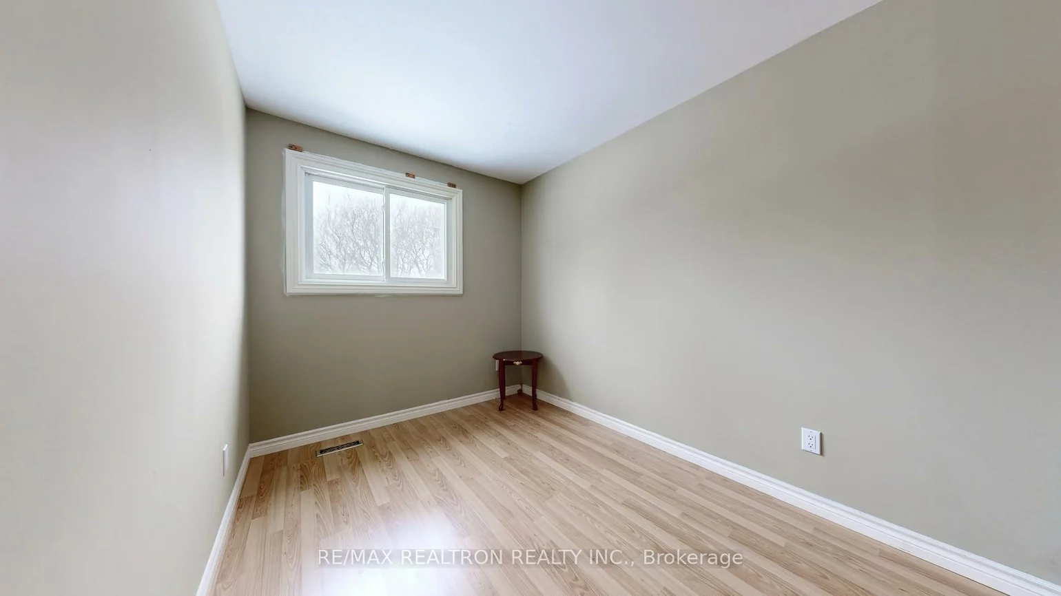 747, Elgin, Huron Heights-Leslie Valley, Newmarket