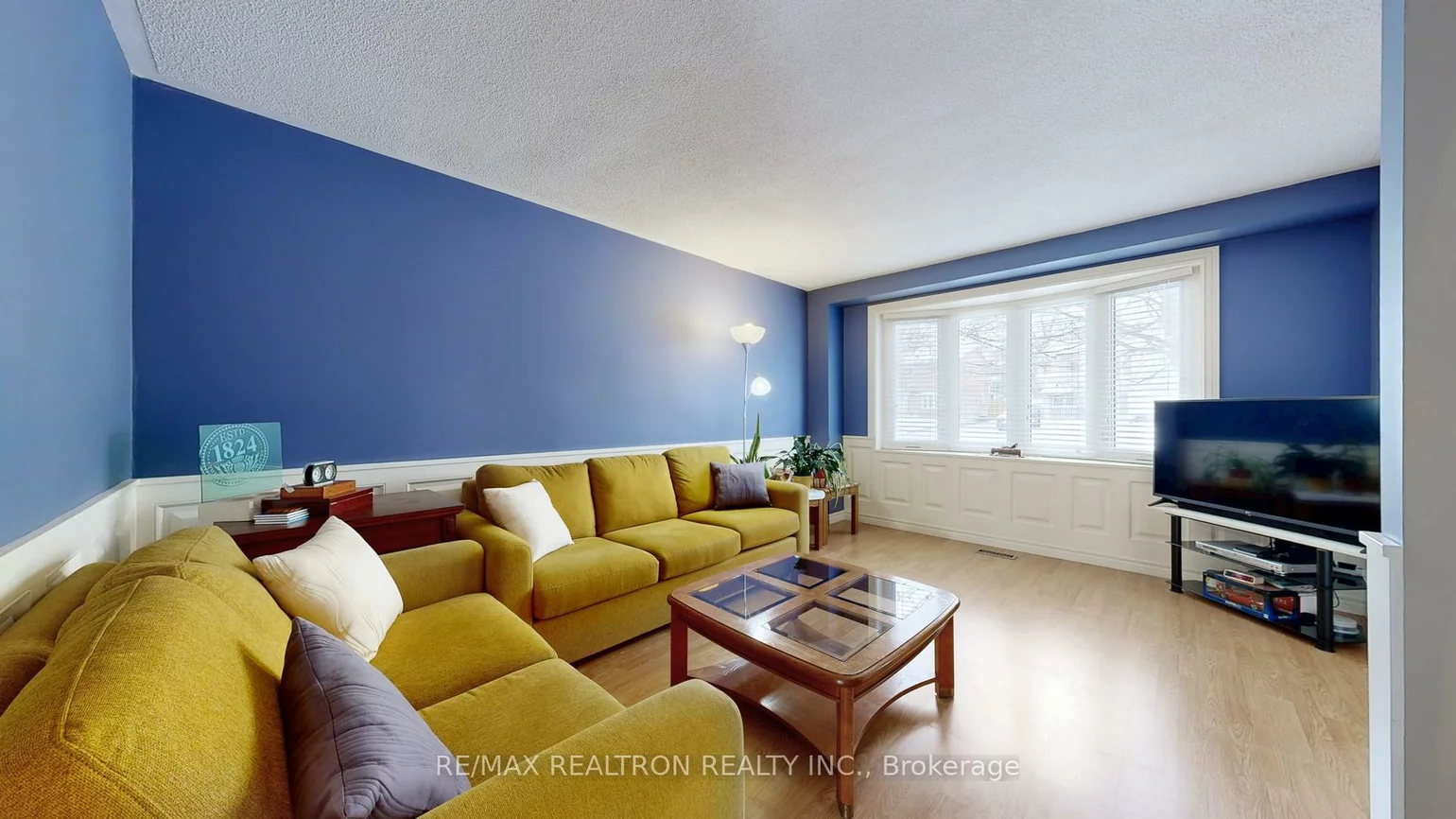 747, Elgin, Huron Heights-Leslie Valley, Newmarket