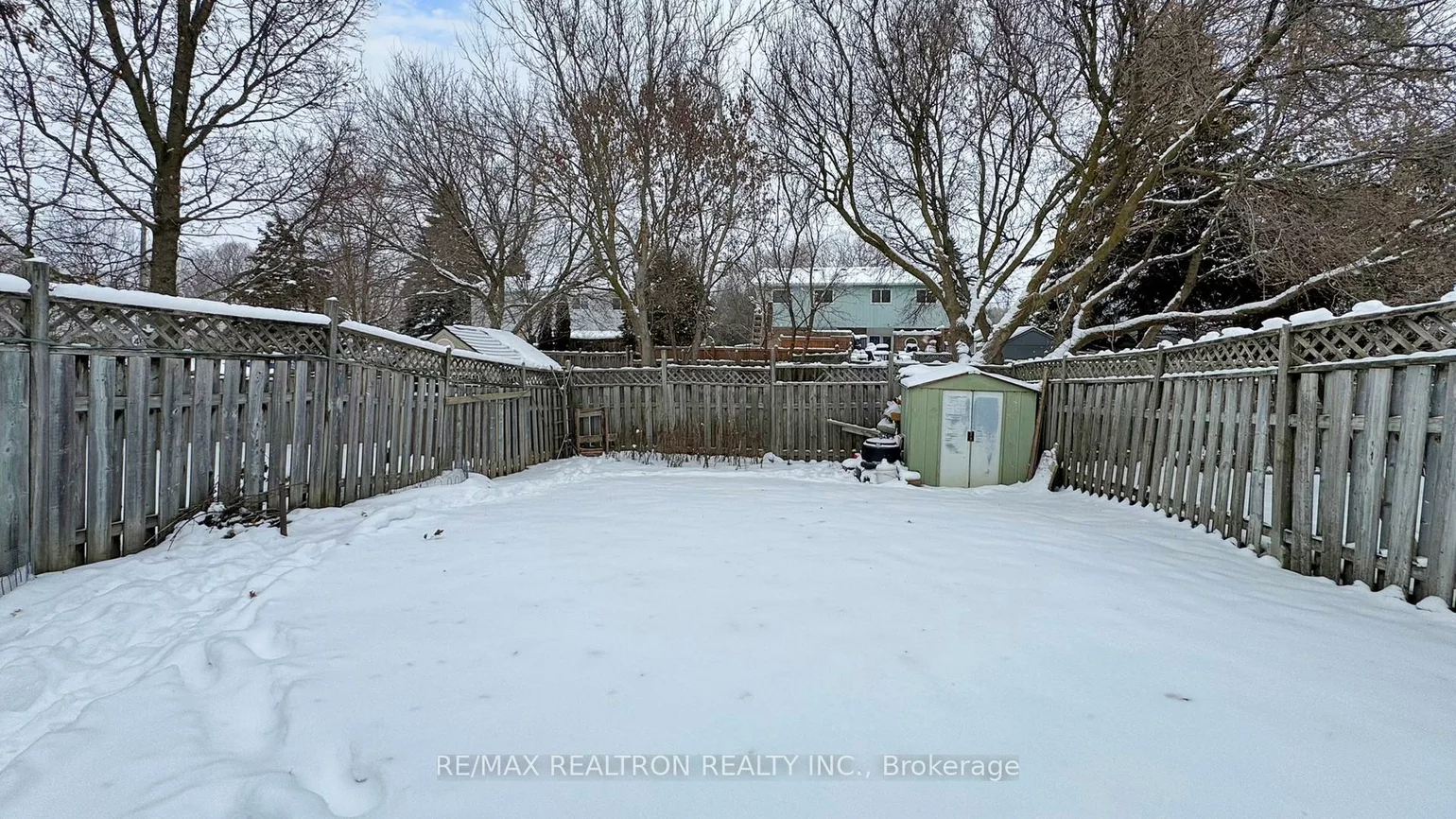 747, Elgin, Huron Heights-Leslie Valley, Newmarket