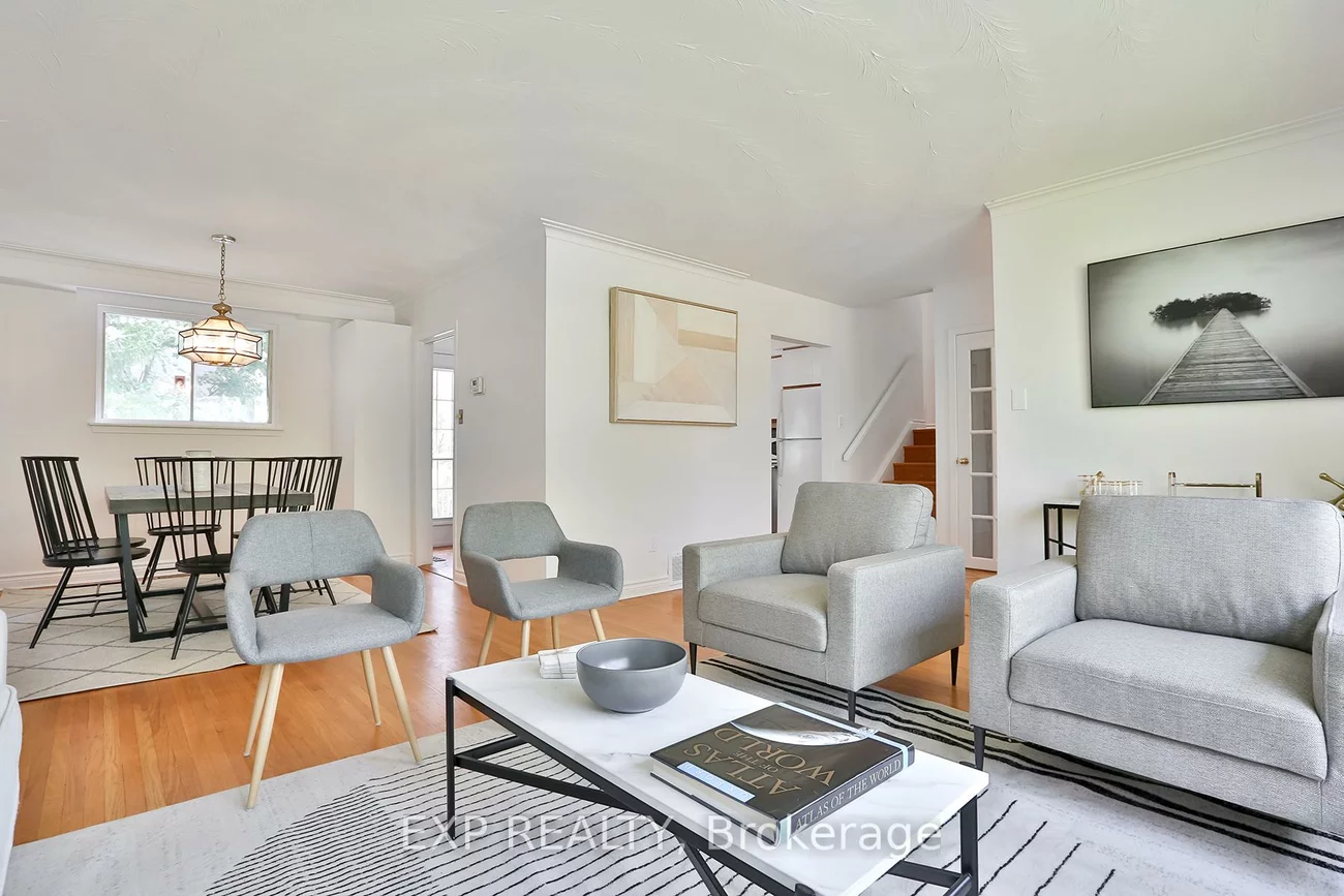 165, Carlson, Gorham-College Manor, Newmarket