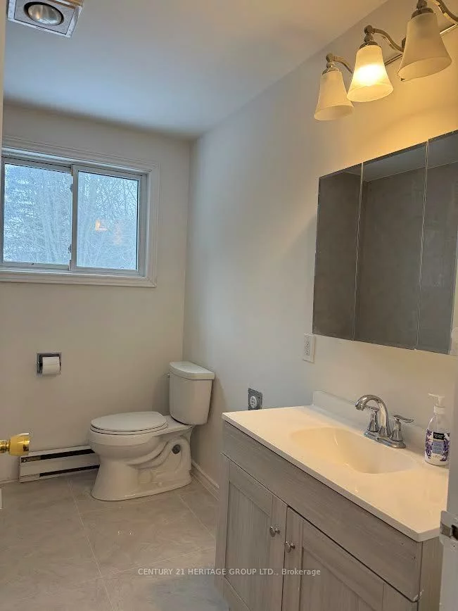 913, Jacarandah, Huron Heights-Leslie Valley, Newmarket