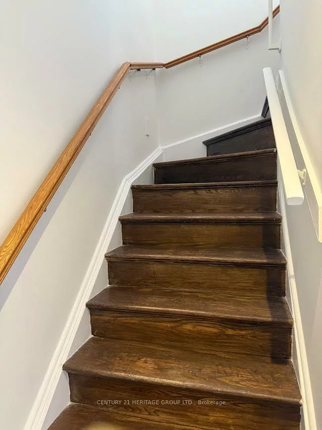 913, Jacarandah, Huron Heights-Leslie Valley, Newmarket