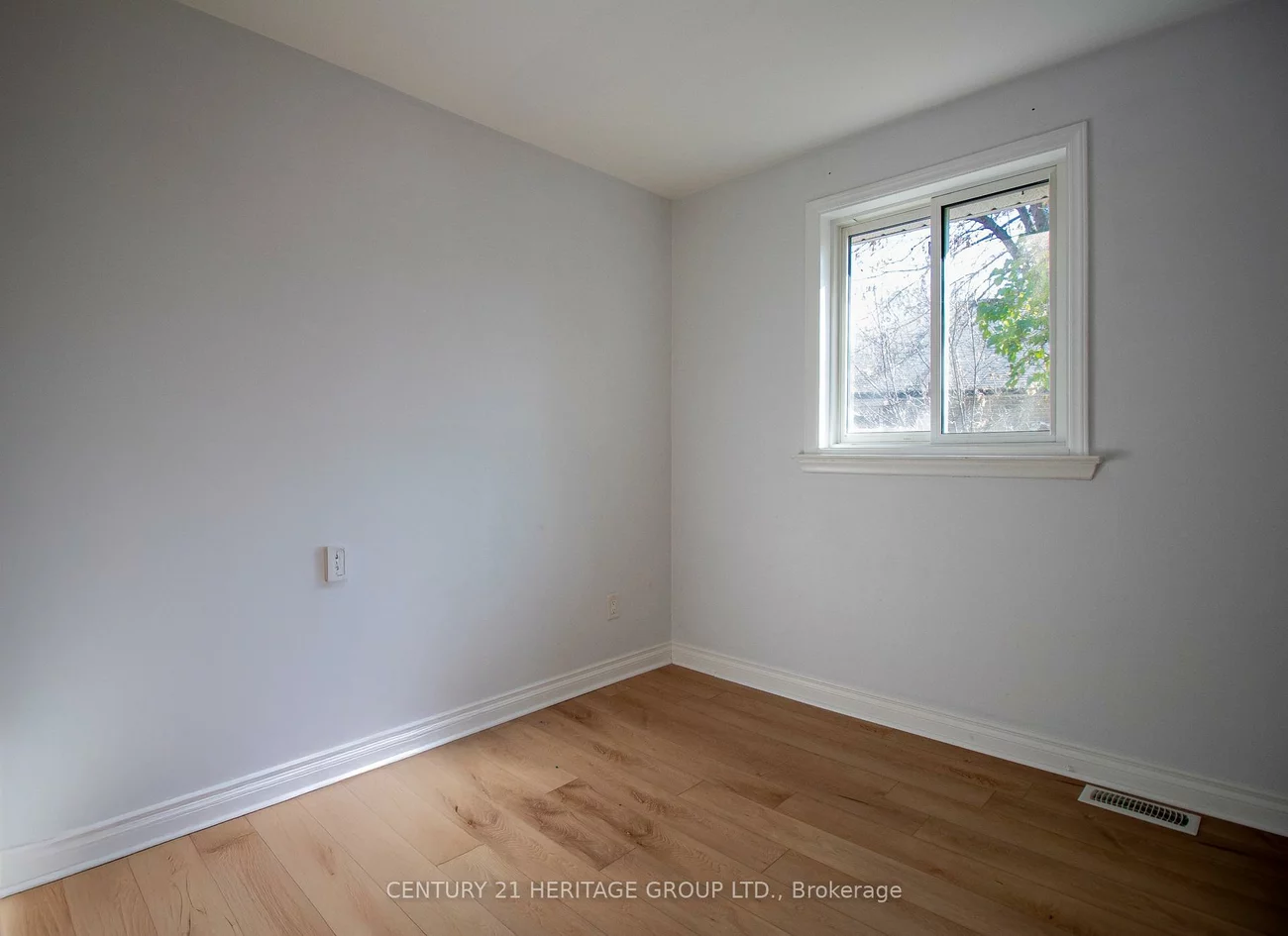 144, Cherrywood, Bristol-London, Newmarket