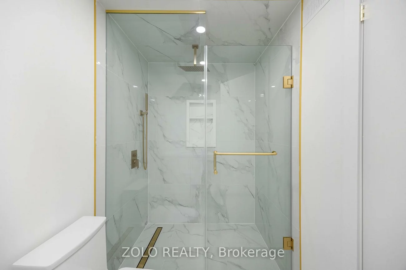 124, Kingston, Bristol-London, Newmarket