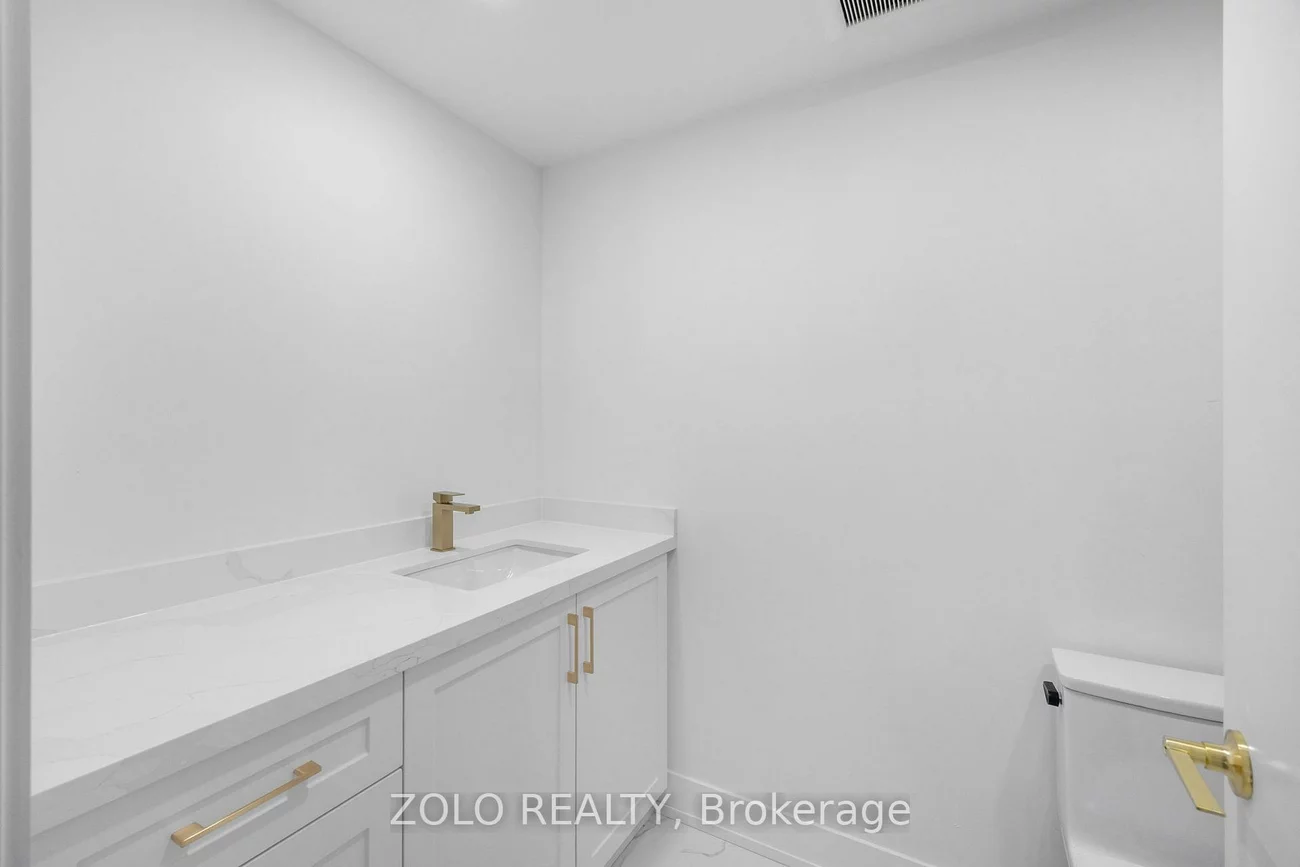 124, Kingston, Bristol-London, Newmarket