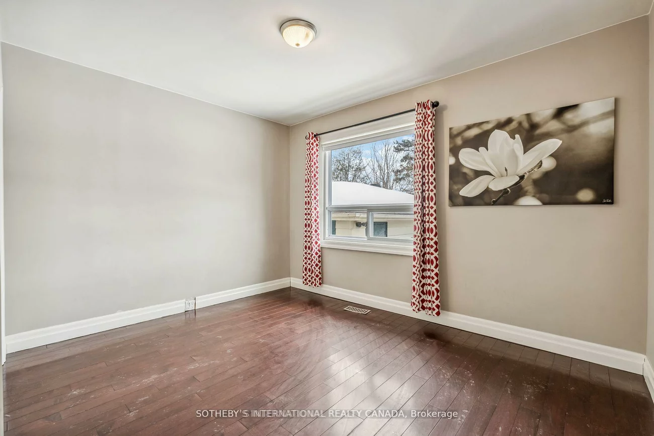 118, Queen, Central Newmarket, Newmarket