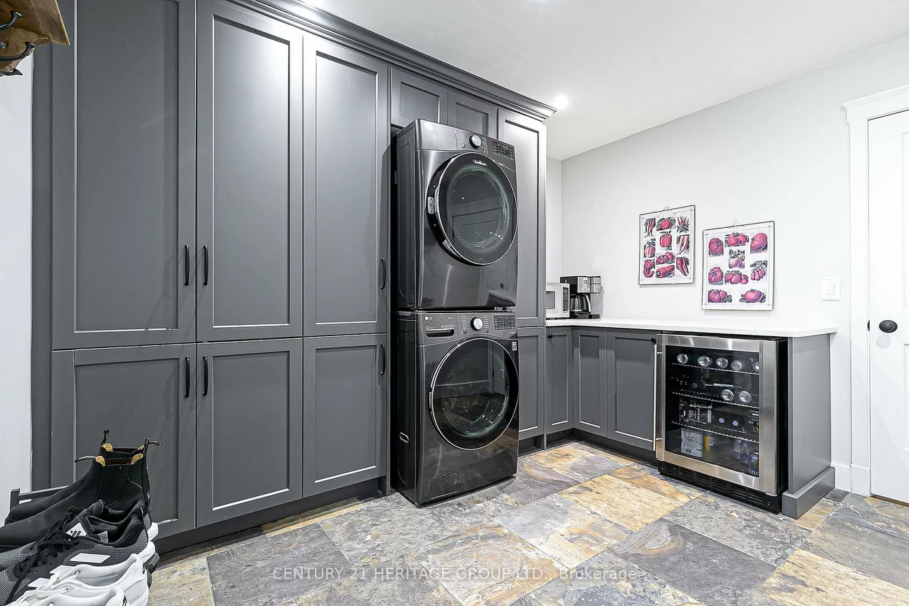 164, Park, Central Newmarket, Newmarket