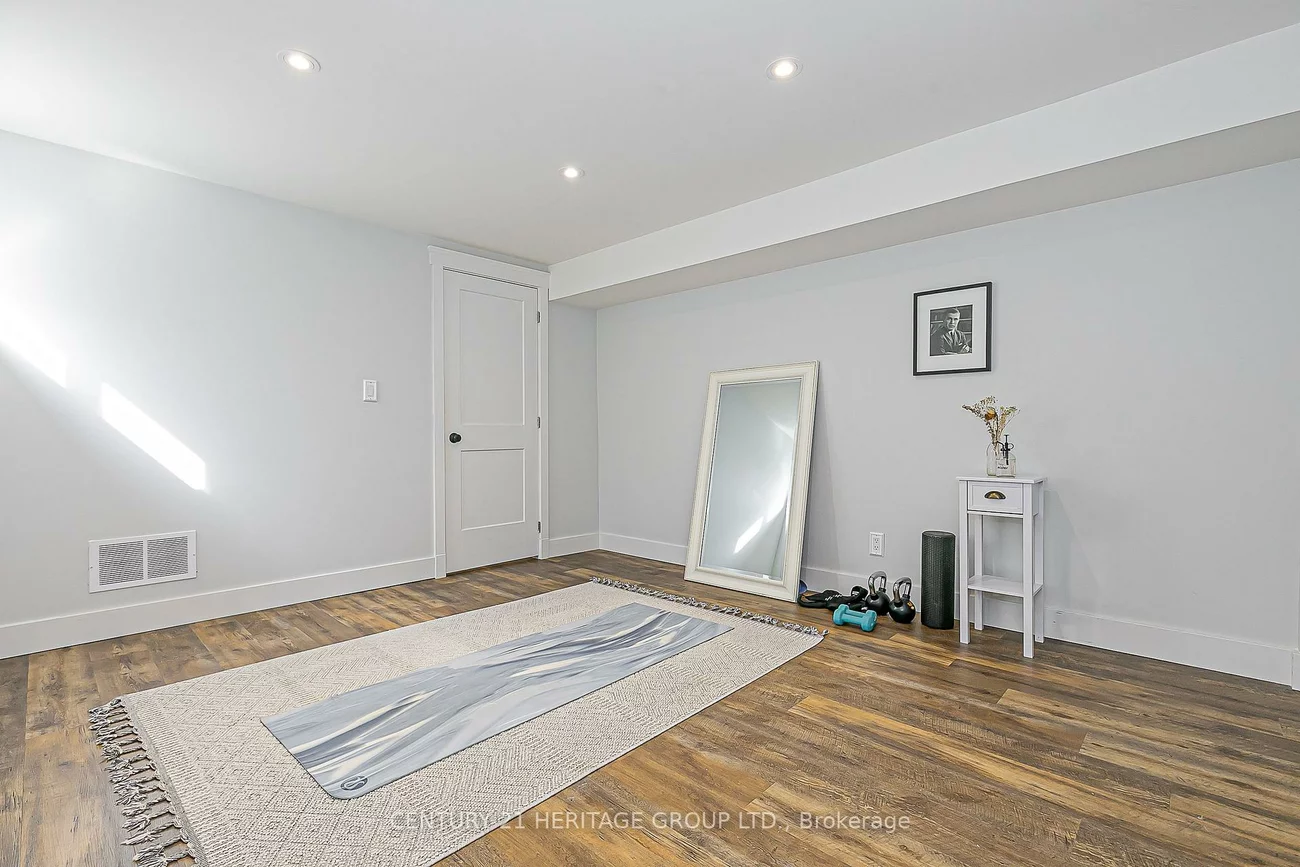 164, Park, Central Newmarket, Newmarket