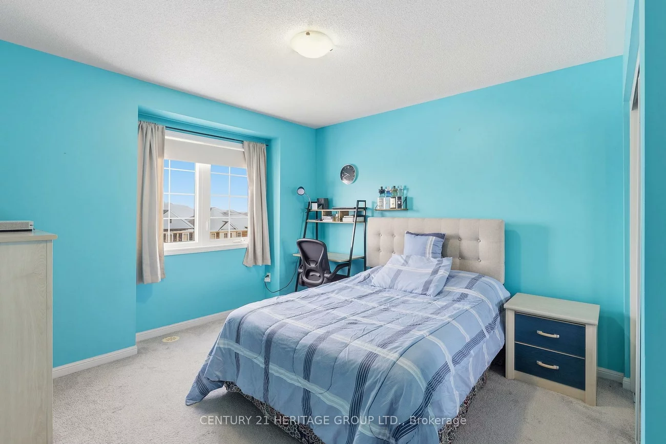 40, Cliff Gunn, Woodland Hill, Newmarket