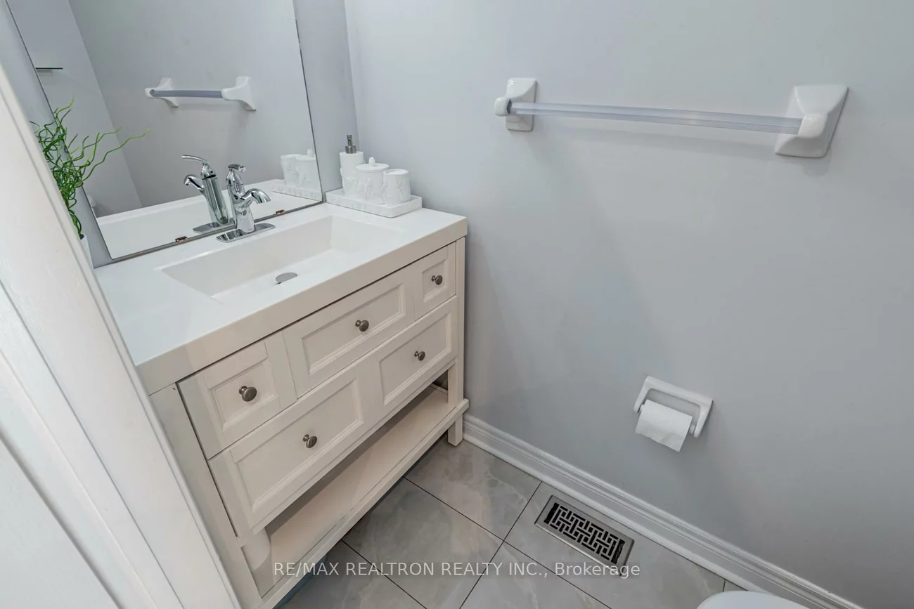 129, Flagstone, Woodland Hill, Newmarket