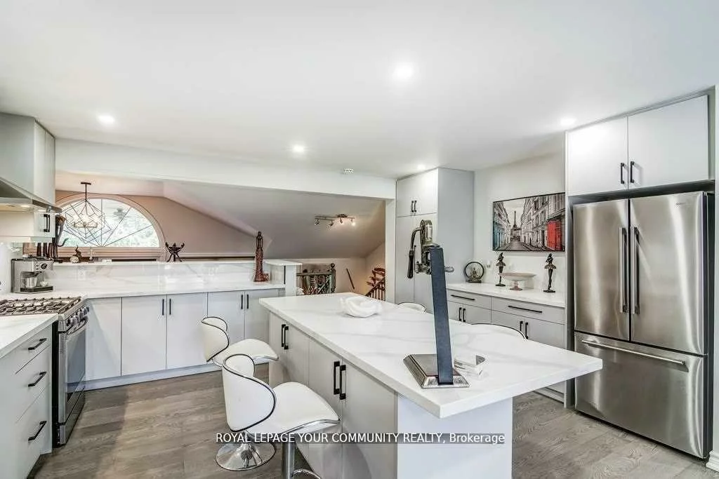 768, Grace, Gorham-College Manor, Newmarket