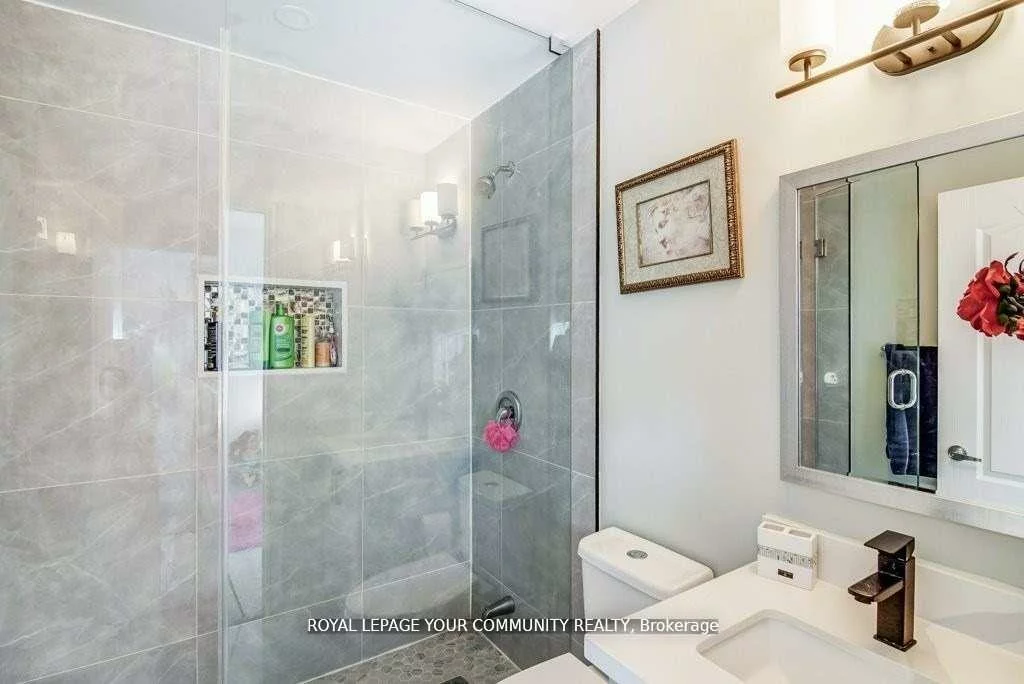 768, Grace, Gorham-College Manor, Newmarket