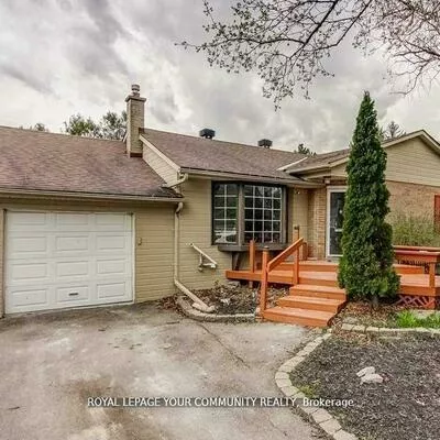 768, Grace, Gorham-College Manor, Newmarket