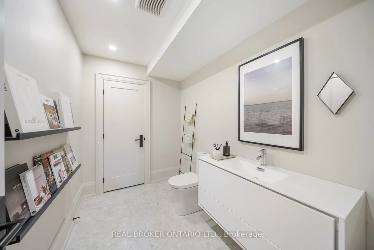 172-174, Victoria, Central Newmarket, Newmarket