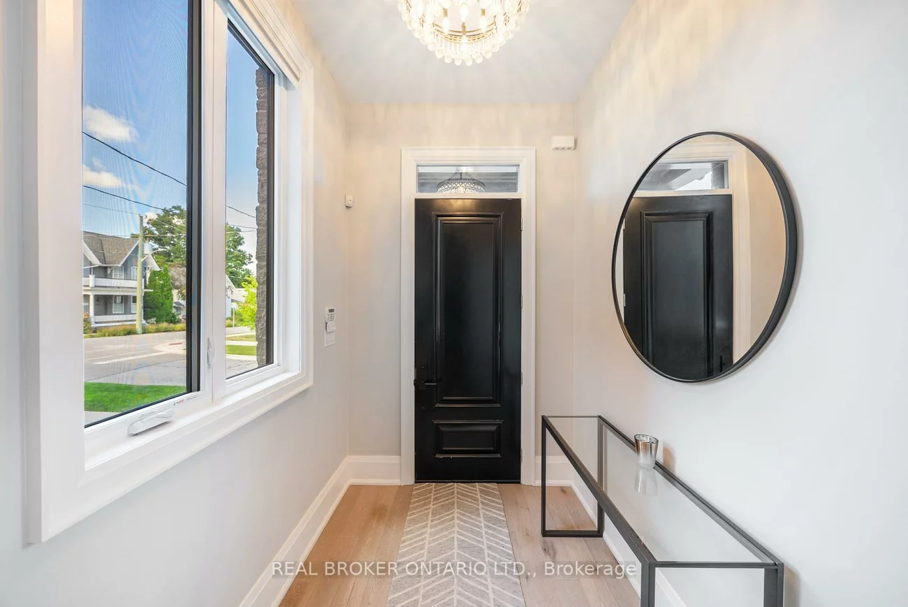 172-174, Victoria, Central Newmarket, Newmarket