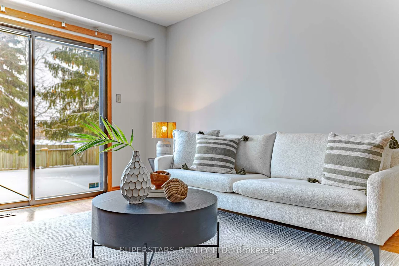 56, Manning, Gorham-College Manor, Newmarket