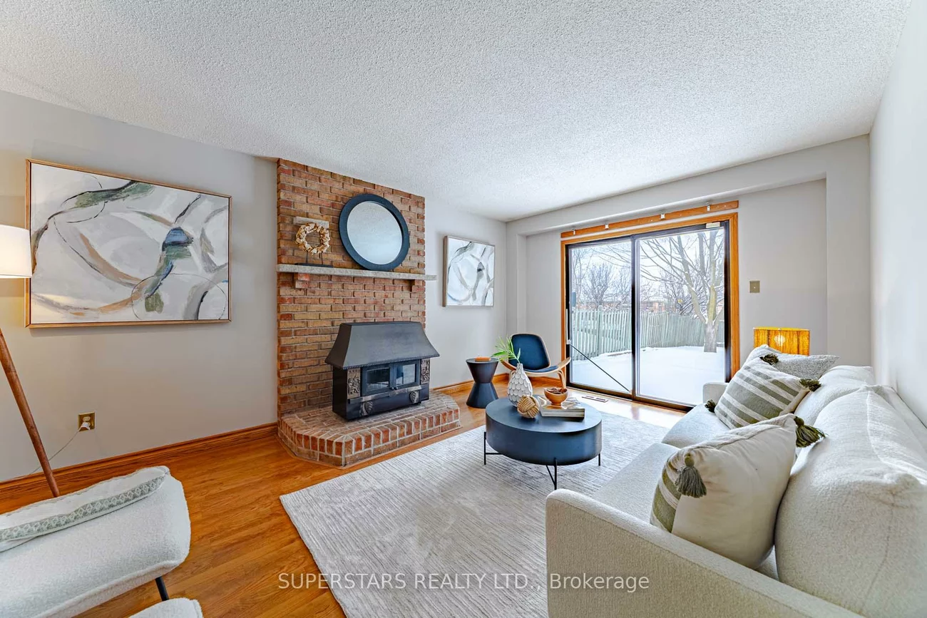 56, Manning, Gorham-College Manor, Newmarket