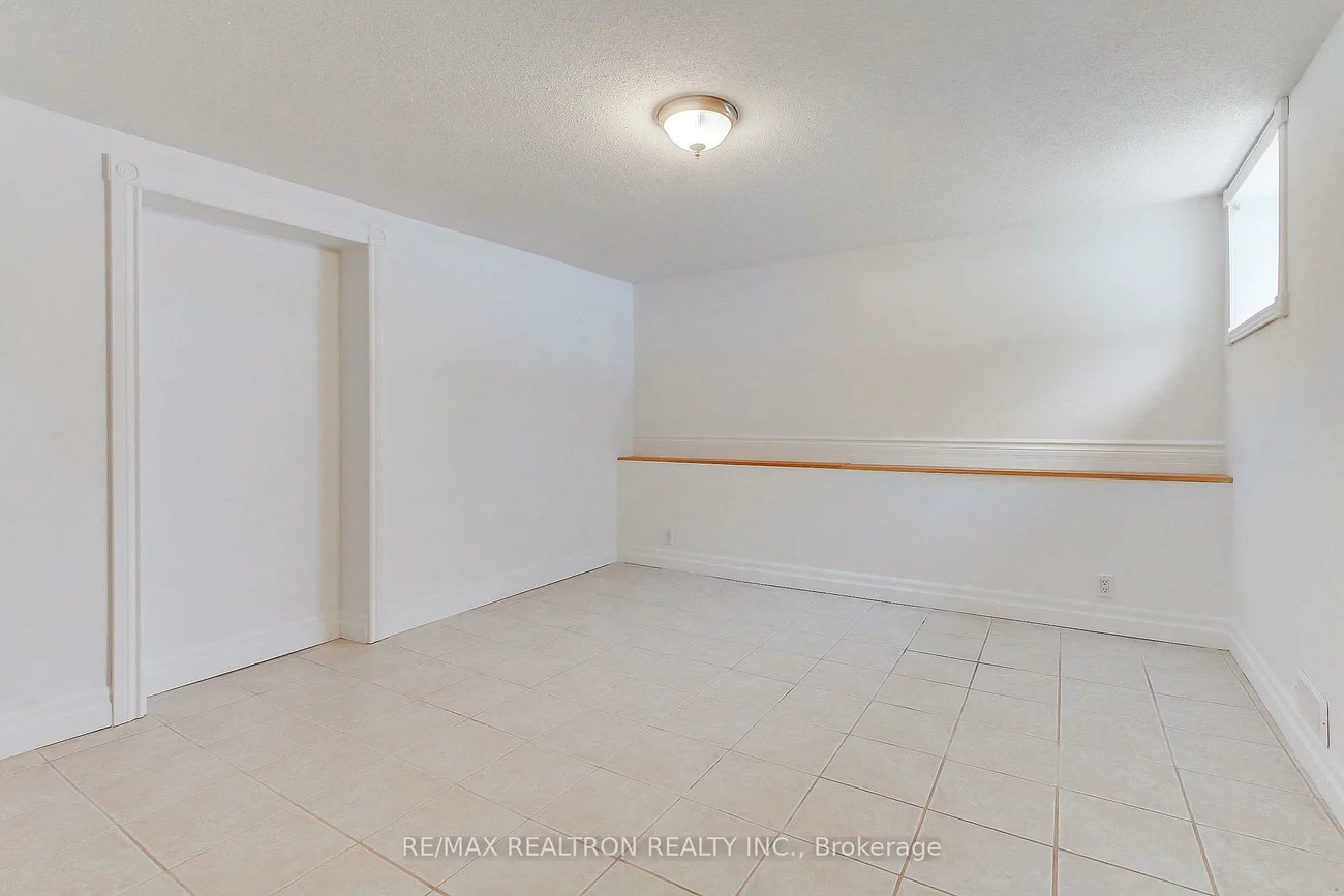 72, Monkswood, Central Newmarket, Newmarket