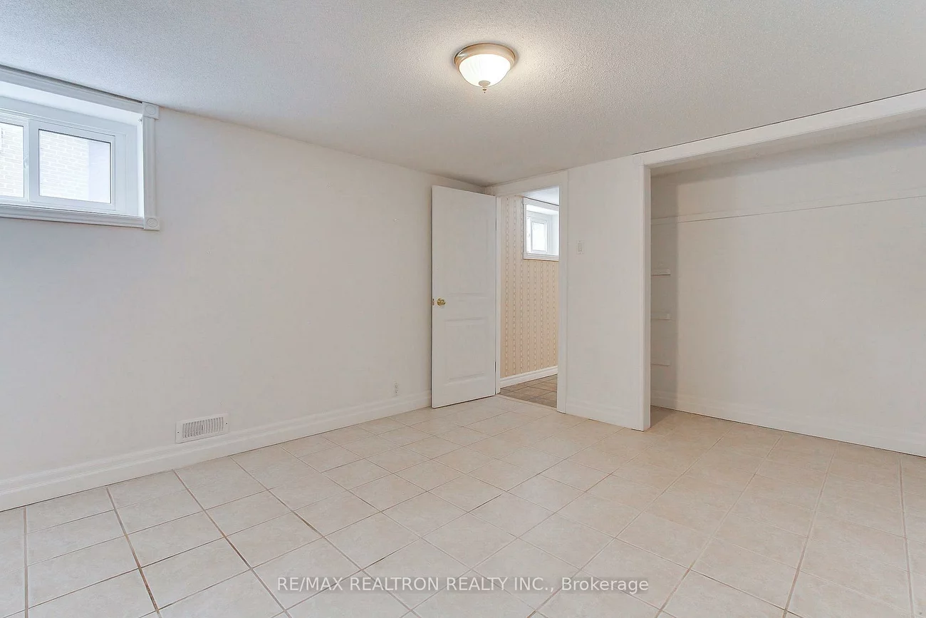 72, Monkswood, Central Newmarket, Newmarket