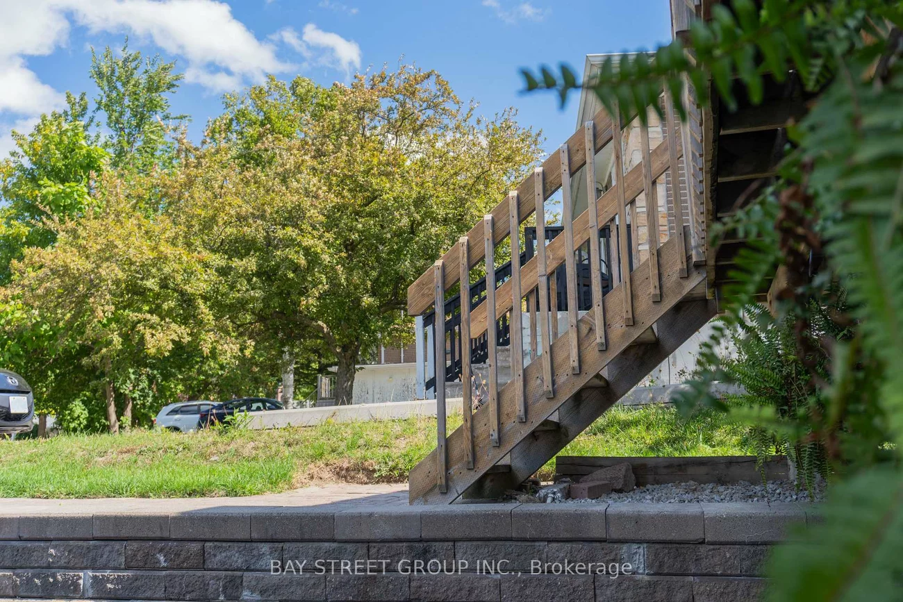 728, Sunnypoint, Huron Heights-Leslie Valley, Newmarket