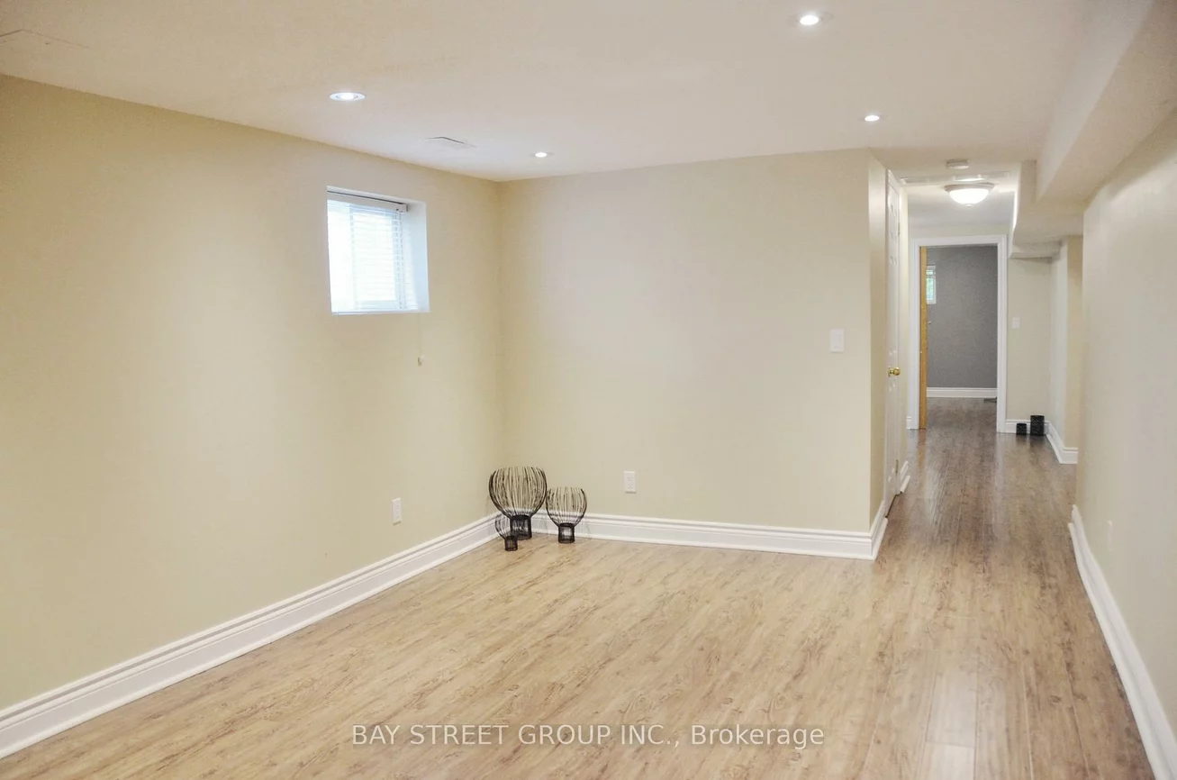 728, Sunnypoint, Huron Heights-Leslie Valley, Newmarket