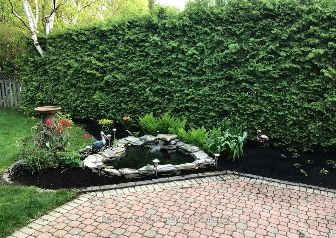 236, McCaffrey, Glenway Estates, Newmarket