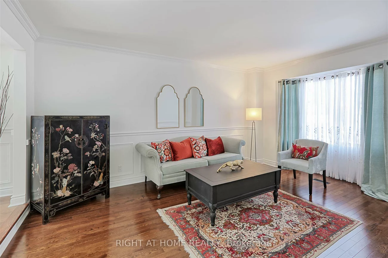 236, McCaffrey, Glenway Estates, Newmarket