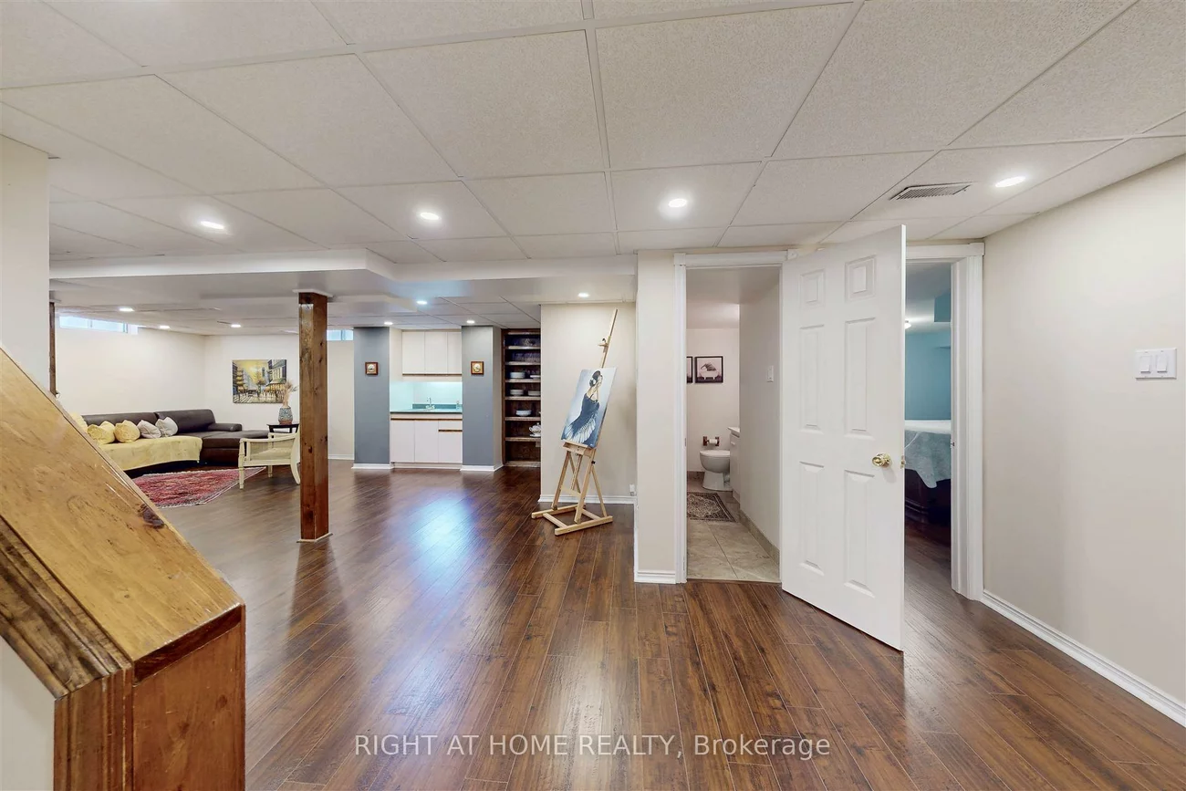 236, McCaffrey, Glenway Estates, Newmarket