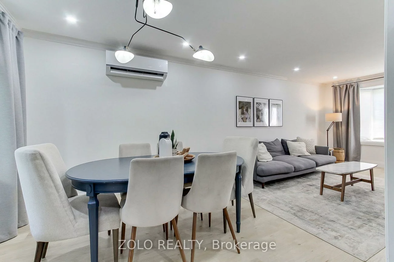 388, Terry, Central Newmarket, Newmarket