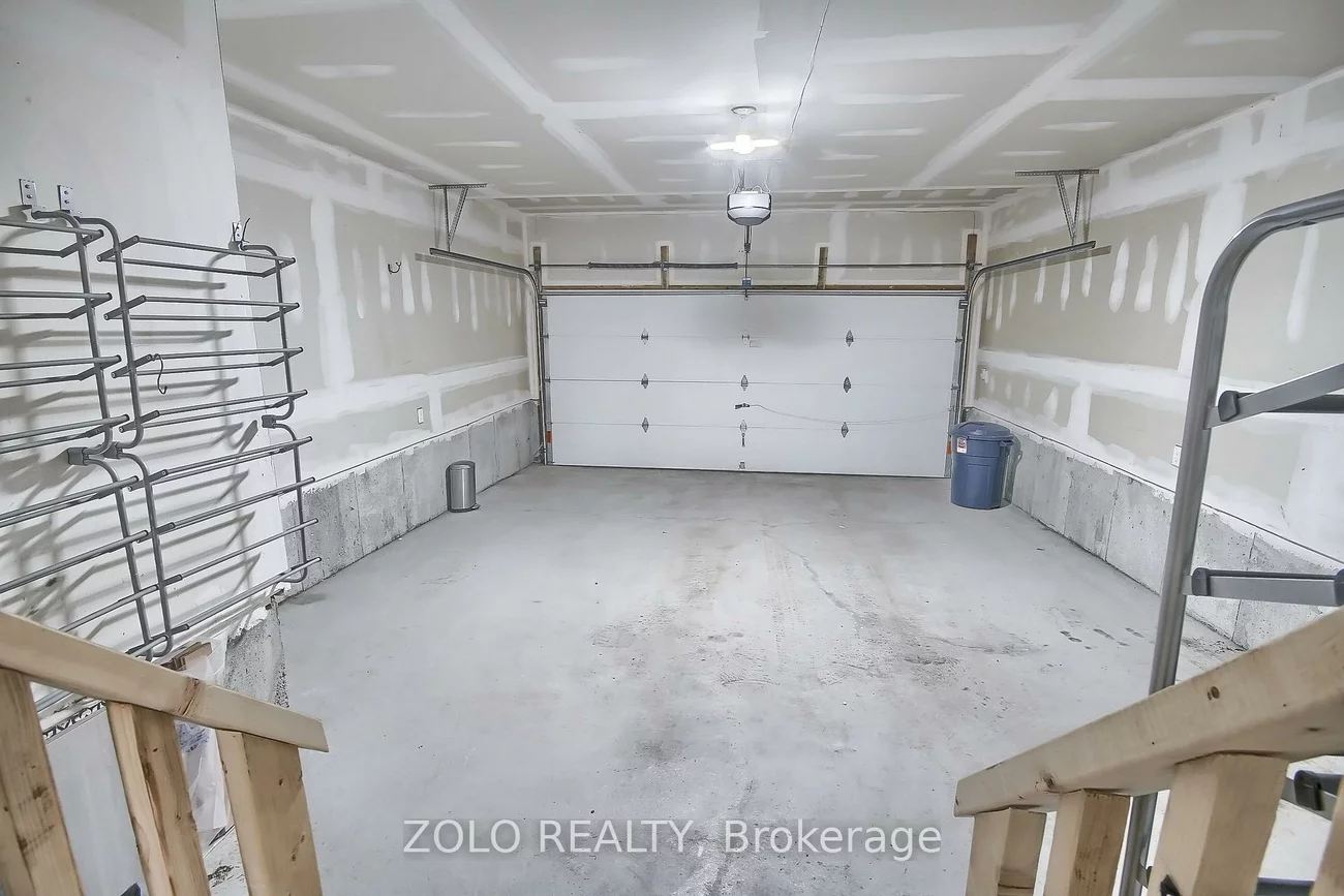 388, Terry, Central Newmarket, Newmarket