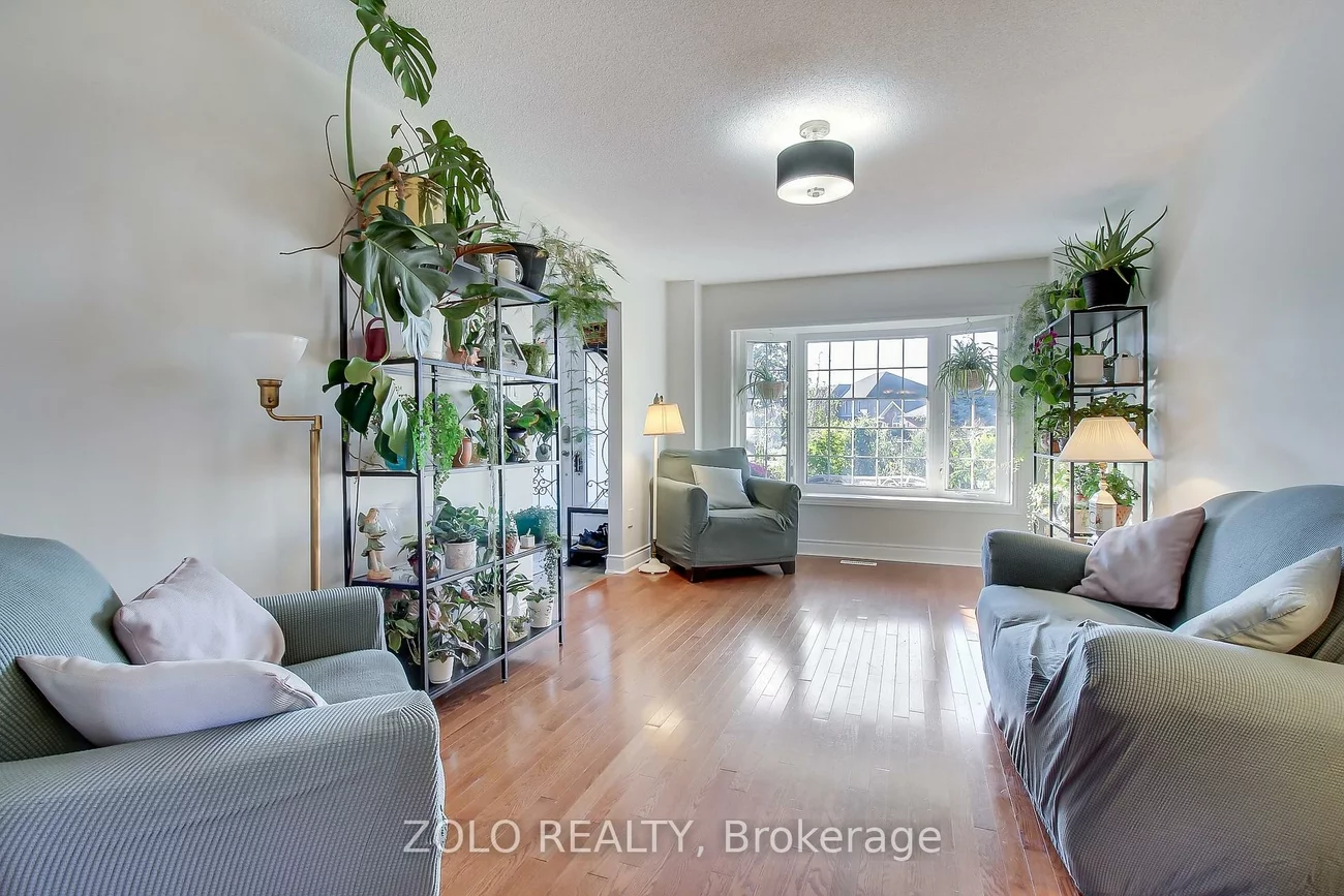 388, Terry, Central Newmarket, Newmarket