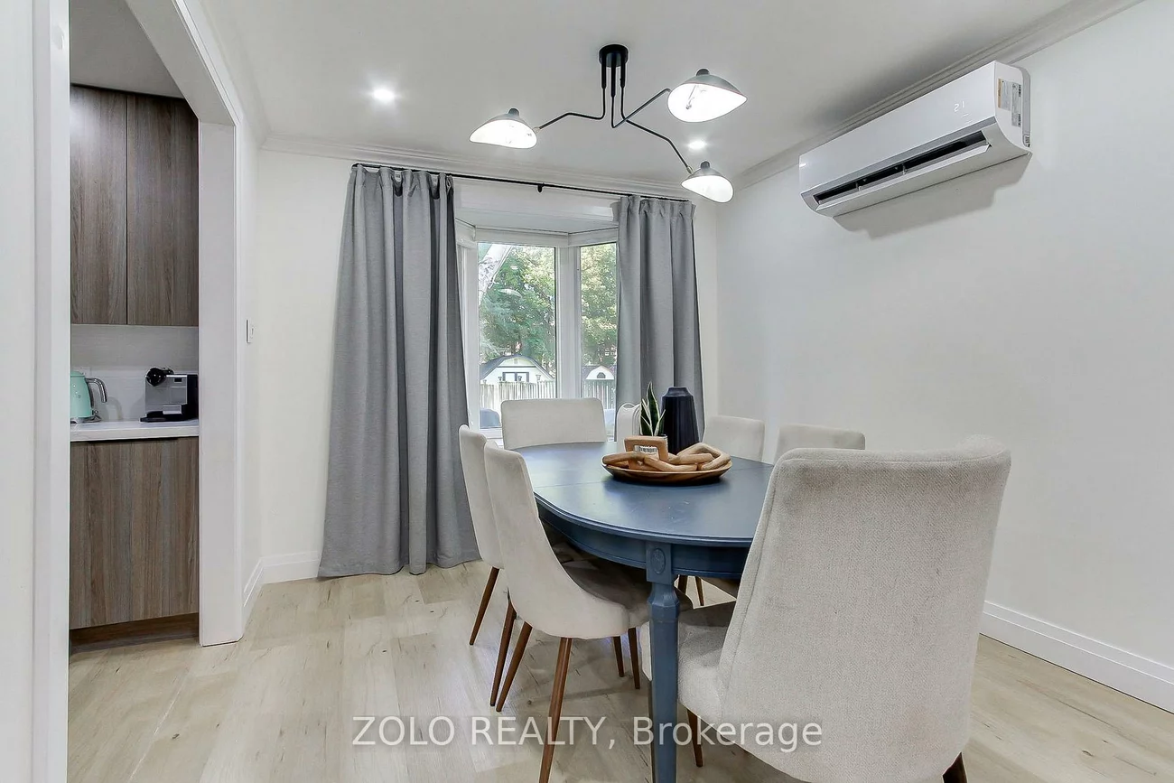 388, Terry, Central Newmarket, Newmarket